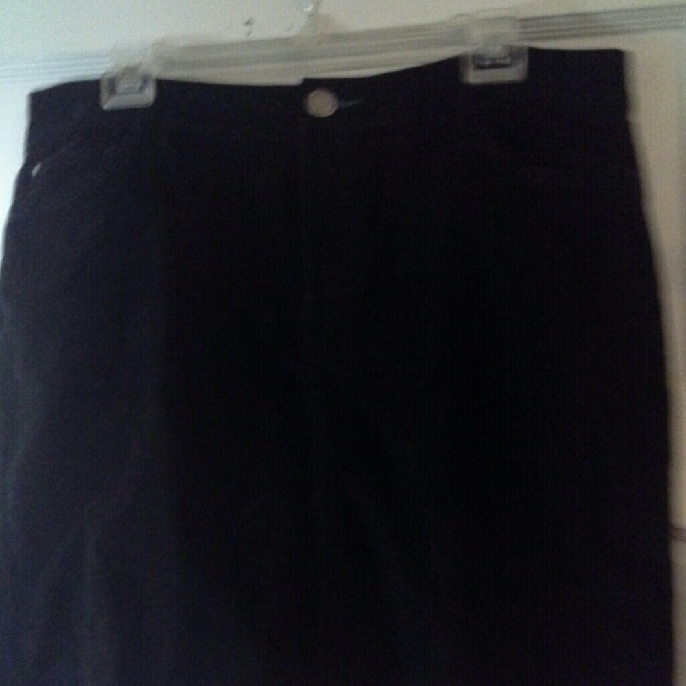 Tommy Hilfiger corderoy skirt size   14